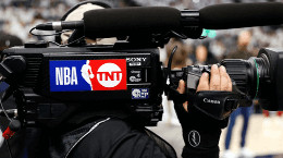 TMGM官网：华纳兄弟探索频道通知 NBA，将匹配亚马逊 18 亿美元的联赛转播报价